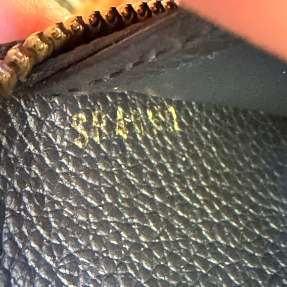 Louis Vuitton Zippy Wallet – Navy Blue Empreinte Leather (Full Set) - Picture 8 of 9